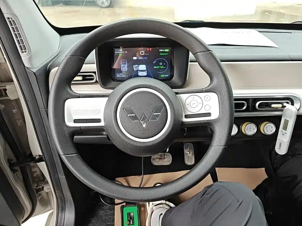 Hongguang MINIEV 2024 Third Generation 215km/h Youth Edition — миниатюра 11