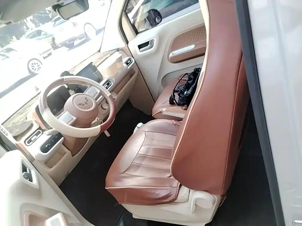 Hongguang MINIEV 2024 Third Generation 215km/h Advanced Edition — миниатюра 15