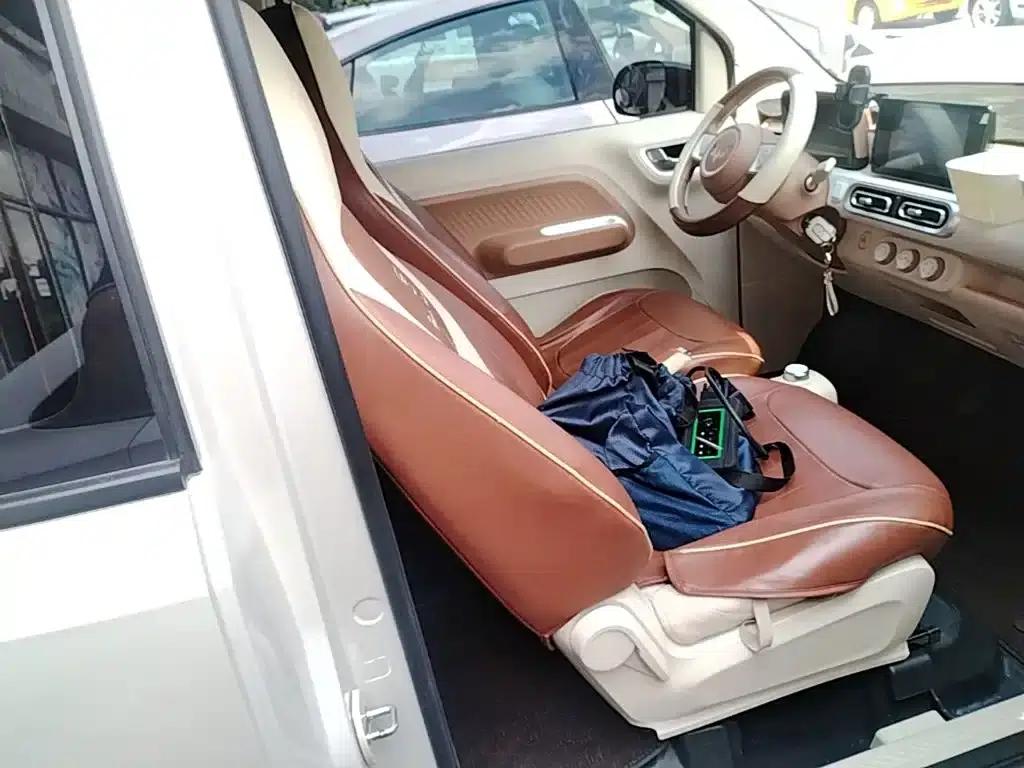 Hongguang MINIEV 2024 Third Generation 215km/h Advanced Edition — миниатюра 25