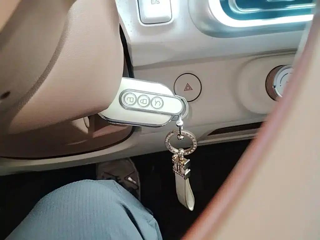 Hongguang MINIEV 2024 Third Generation 215km/h Advanced Edition — миниатюра 9