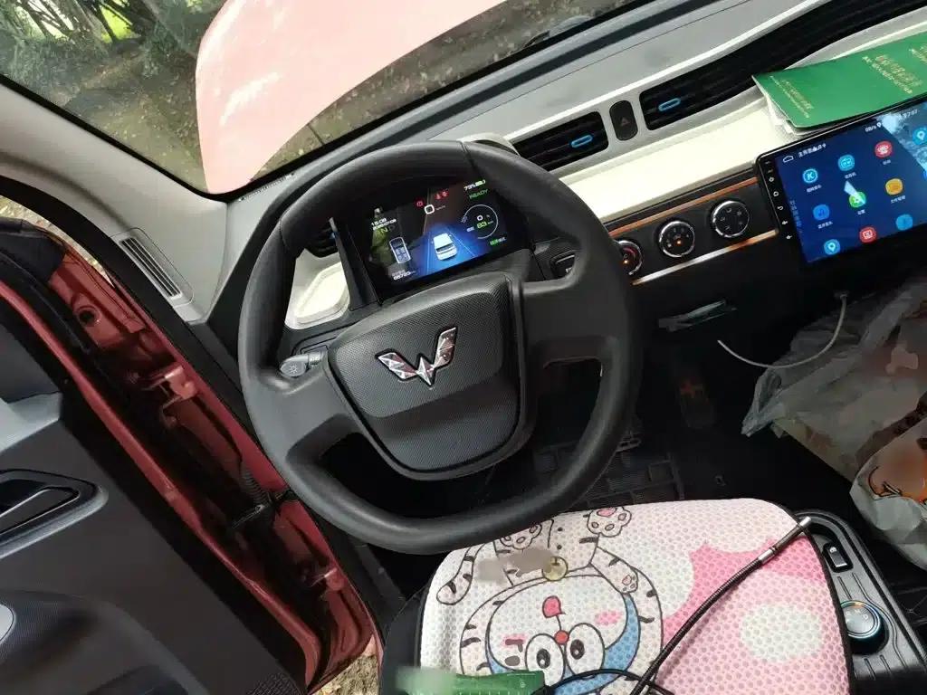Hongguang MINIEV 2020 Model, Comfort Edition, Lithium Iron Phosphate — миниатюра 3