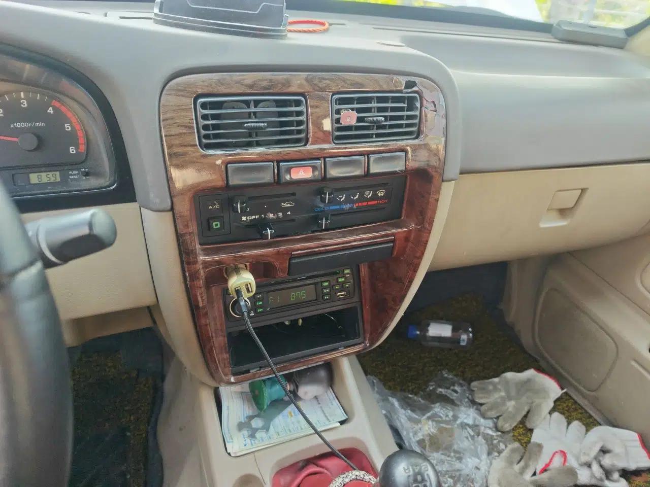 Dongfeng Ruichi 2013 2.5T Diesel Two-Wheel-Drive Standard Version ZD25TCR — миниатюра 13