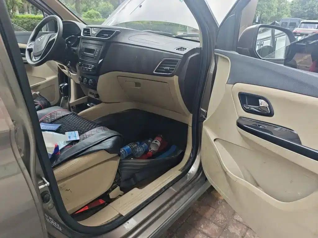 Wuling Hongguang 2015 1.5L S1 Comfort (National V Emission Standard) — миниатюра 20