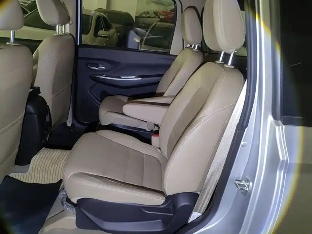 Wuling Hongguang 2018 1.5L S Comfort Model L2B — миниатюра 17