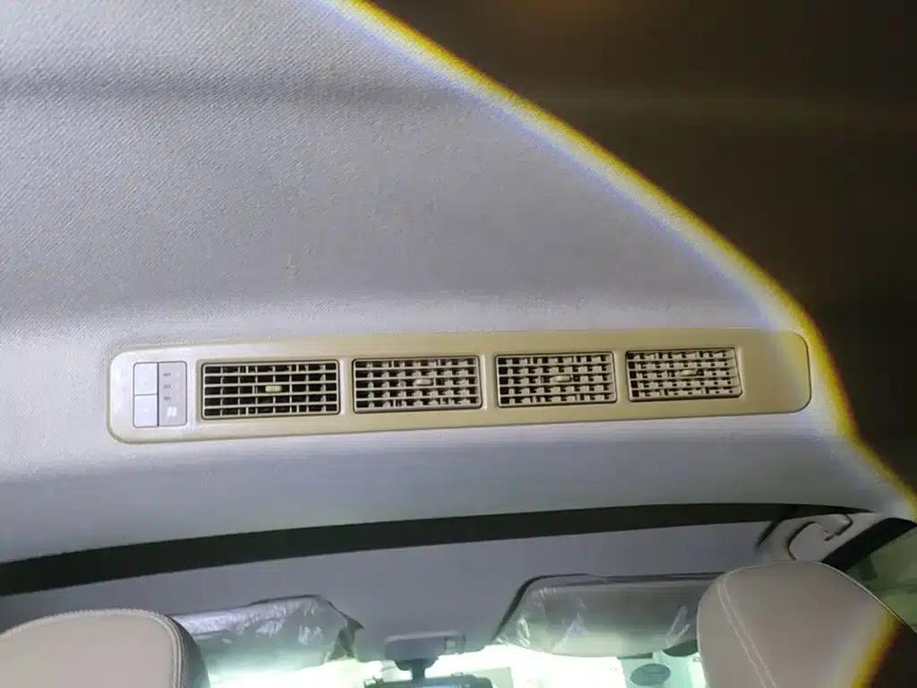 Wuling Hongguang 2018 1.5L S Comfort Model L2B — миниатюра 18