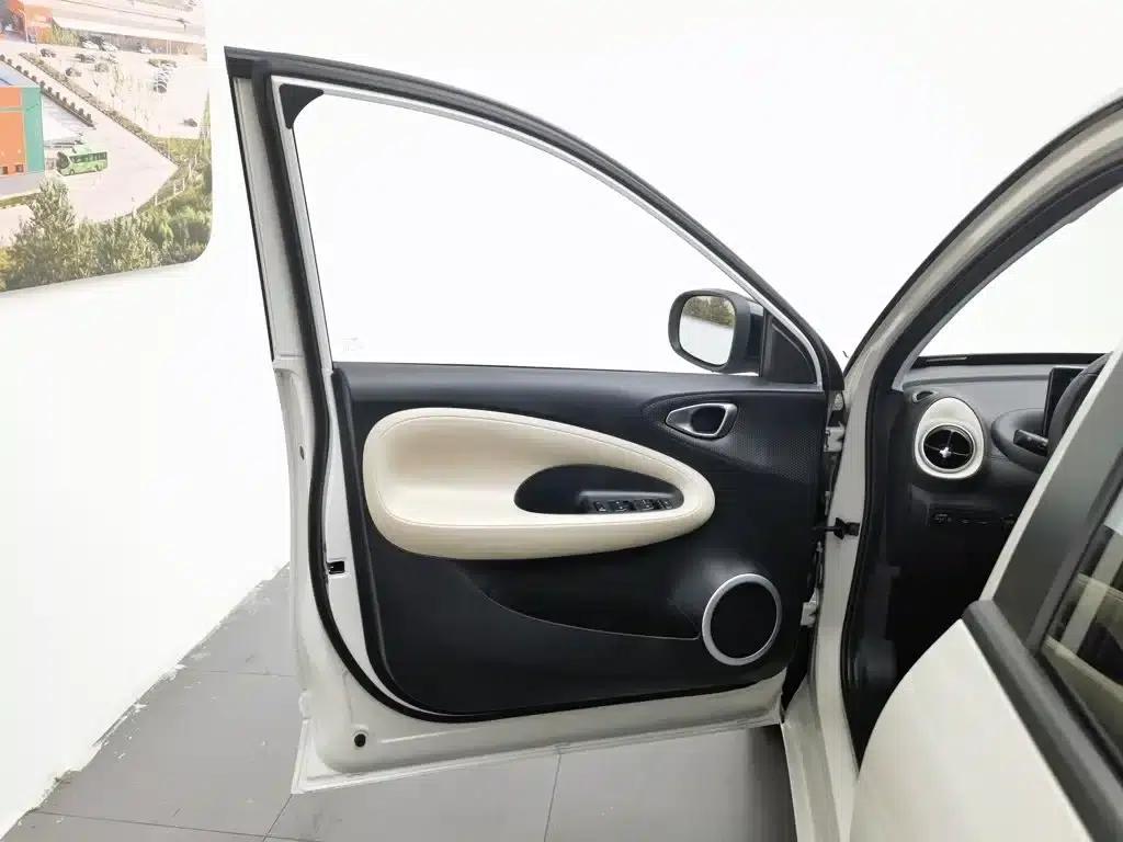 Wuling Bingo 2023 Model, 203km/h, Light Enjoyment Edition — миниатюра 8