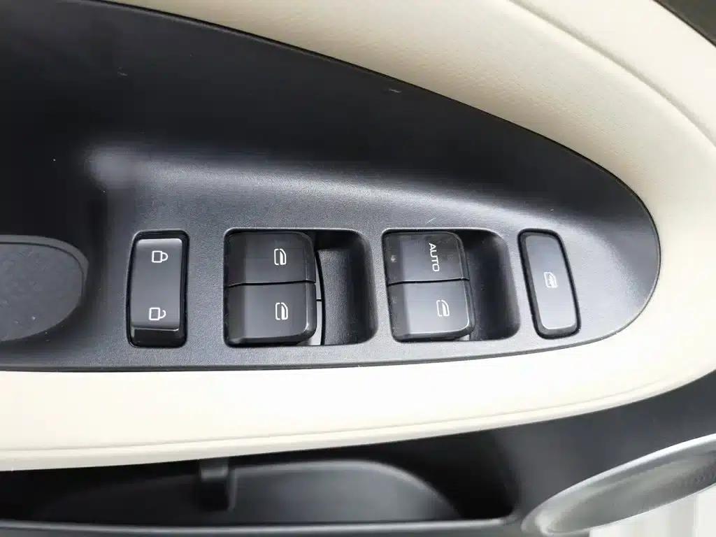 Wuling Bingo 2023 Model, 203km/h, Light Enjoyment Edition — миниатюра 9