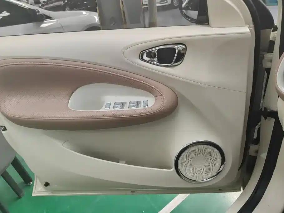 Wuling Bingo 2025 Model, 333km Range, Lingxi Connected Edition — миниатюра 7