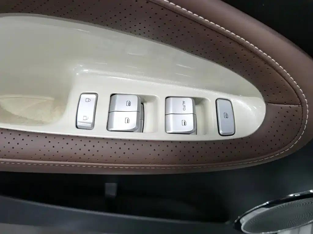 Wuling Bingo 2025 Model, 333km Range, Enjoy Edition — миниатюра 9
