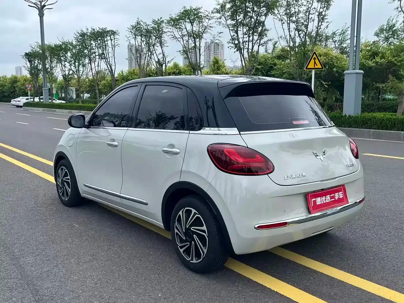 Wuling Bingo 2023 Model, 333km Range, Lingxi Connected Edition — миниатюра 9