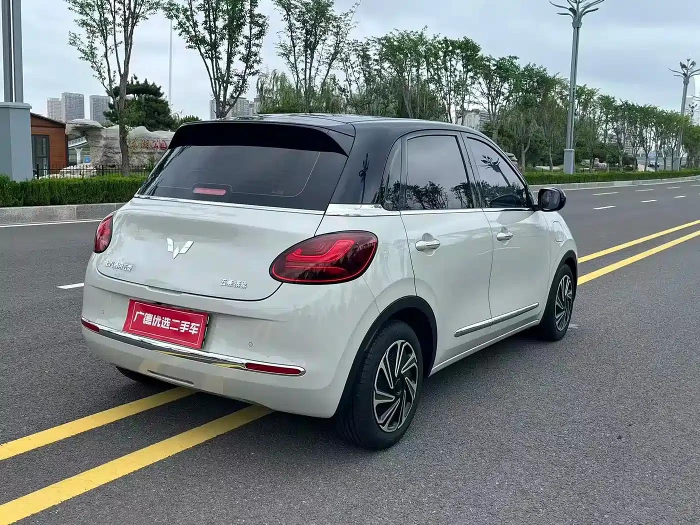 Wuling Bingo 2023 Model, 333km Range, Lingxi Connected Edition — миниатюра 10