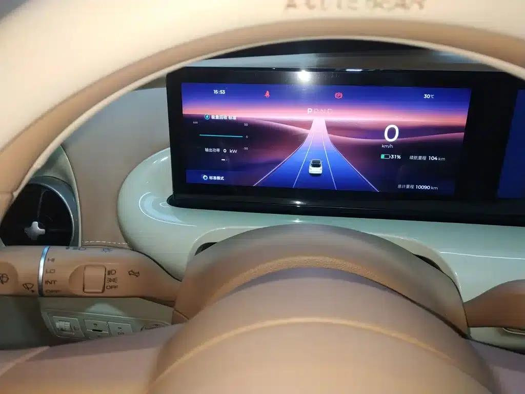 Wuling Bingo 2025 Model, 333km Range, Lingxi Connected Edition — миниатюра 12