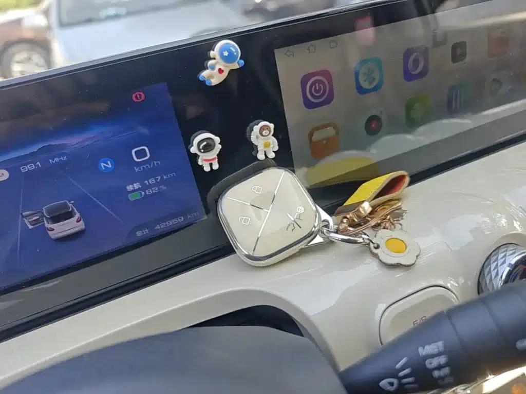 Wuling Bingo 2023 Model, 203km Comfort Edition — миниатюра 9
