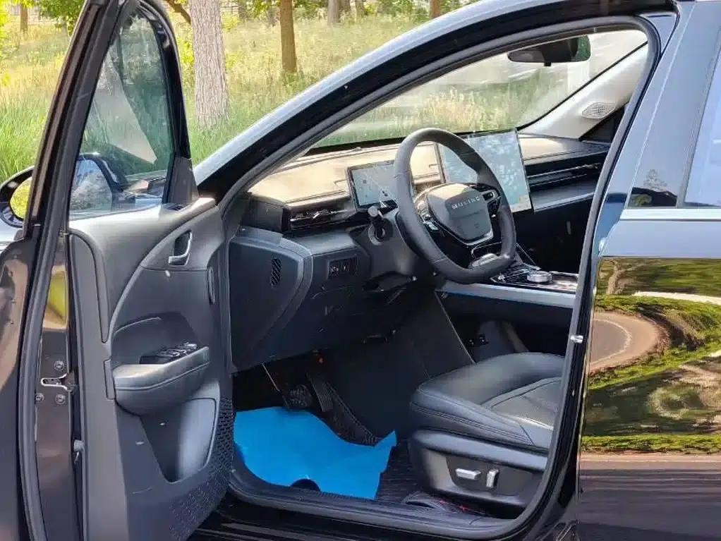 Wuling Xingguang 2023 Model 150 Advanced Edition — миниатюра 7