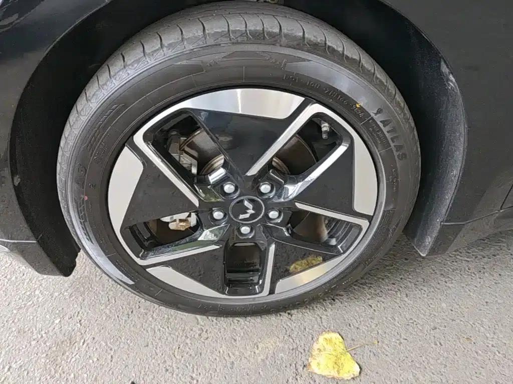 Wuling Xingguang 2025 Model 610km Smart Flagship Edition — миниатюра 23