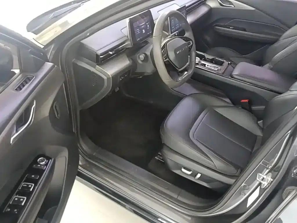 Wuling Xingguang 2024 Co-creation Edition 150 Standard Model — миниатюра 16