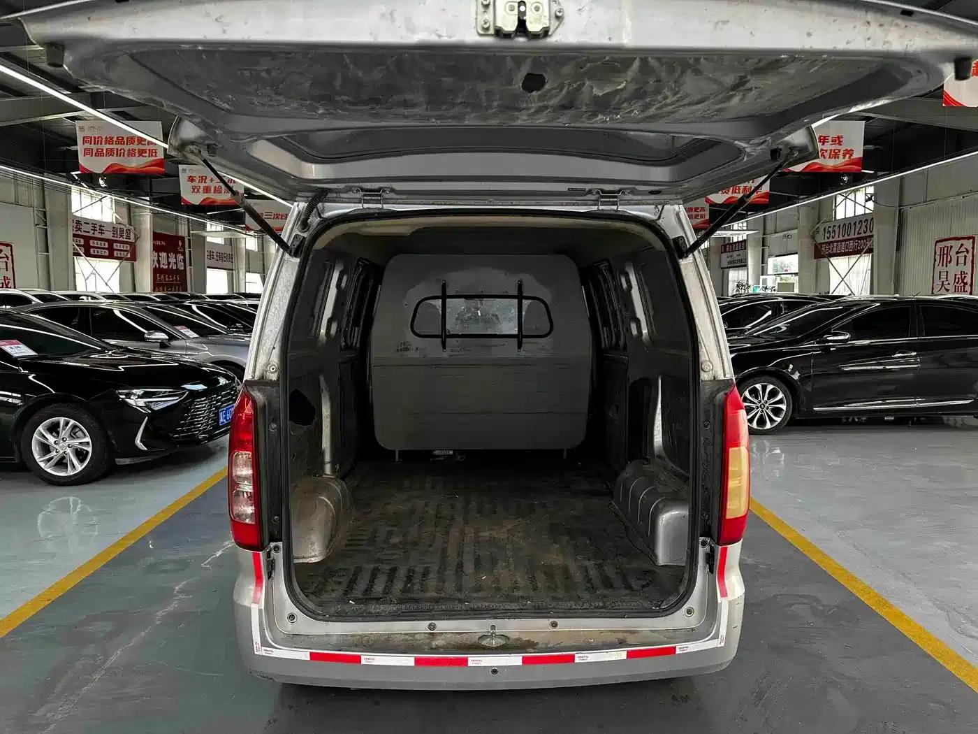 Wuling Hongguang V 2021 1.5L Sporty Edition with Sealed Windows LAR — миниатюра 14