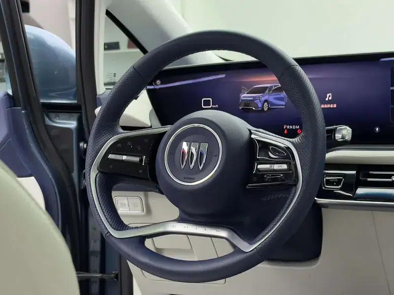 Century 2023 2.0T 7-Seat Luxury Edition — миниатюра 18