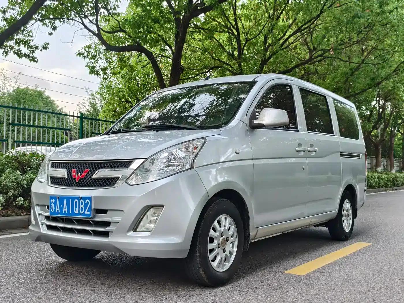 Wuling Rongguang V 2016 1.2L Standard Edition — миниатюра 1