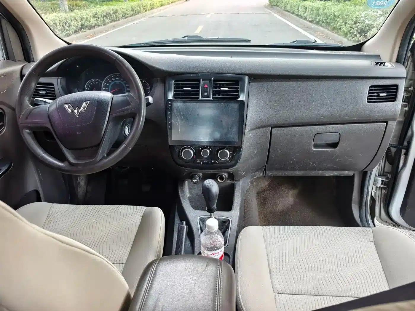 Wuling Rongguang V 2016 1.2L Standard Edition — миниатюра 7