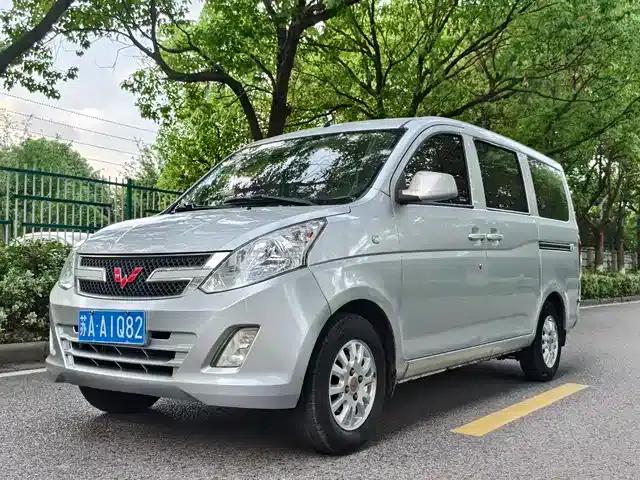 Wuling Rongguang V 2016 1.2L Standard Edition