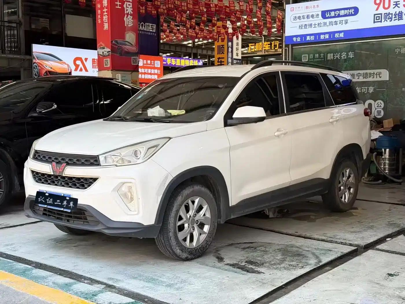 Wuling Hongguang S3 2018 1.5L Manual Comfort Model (National V Emission Standard) — миниатюра 2
