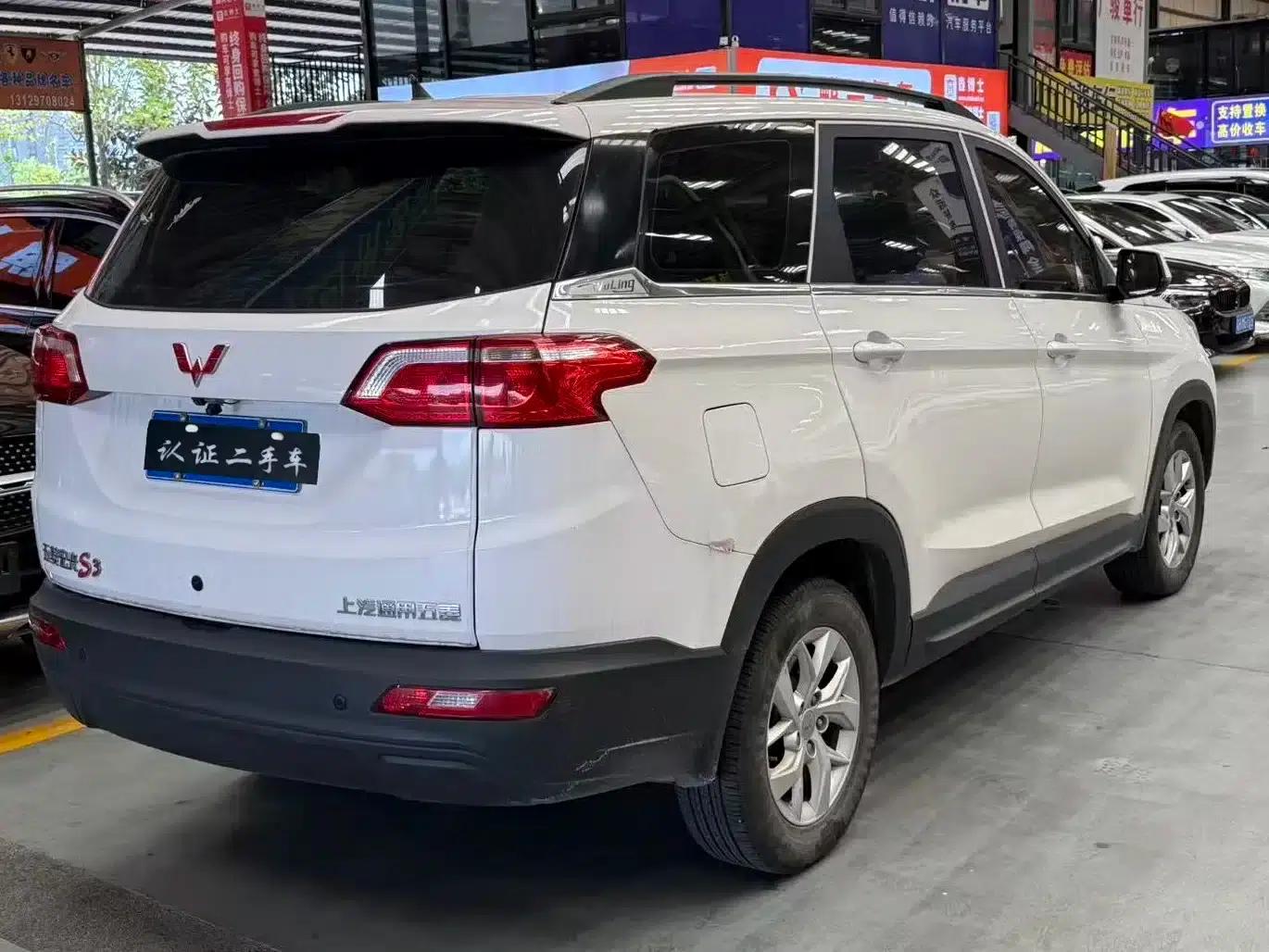 Wuling Hongguang S3 2018 1.5L Manual Comfort Model (National V Emission Standard) — миниатюра 4