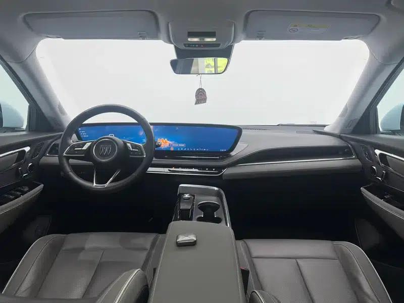 Buick E5 2023 Premium Standard Range Edition — миниатюра 14