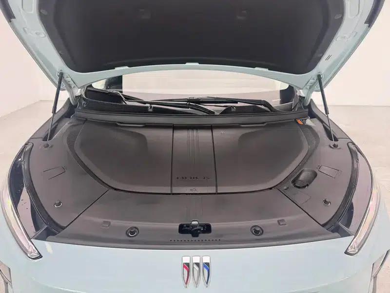 Buick E5 2023 Premium Standard Range Edition — миниатюра 10