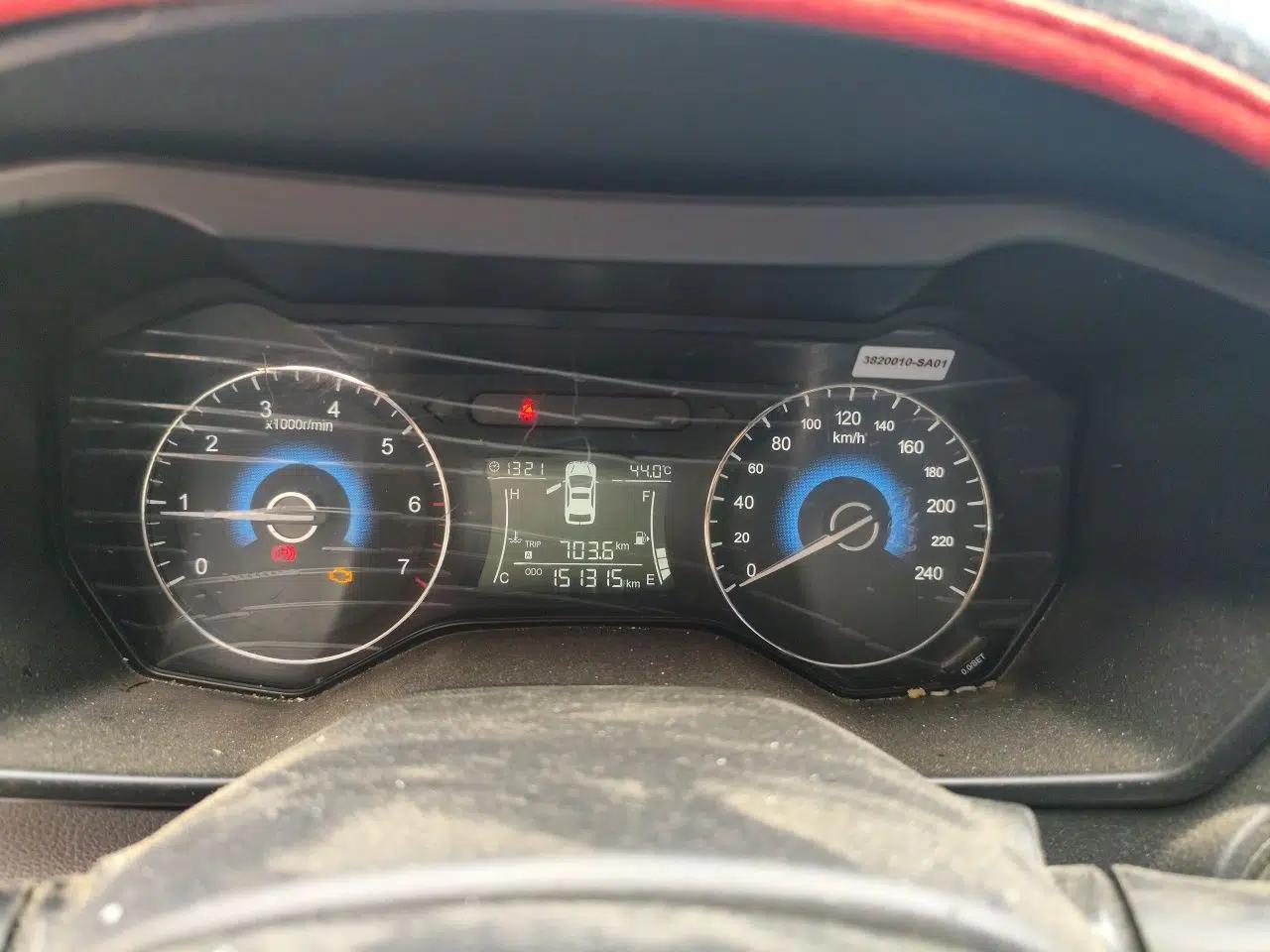 Dongfeng Fengon 580 2017 1.8L Manual Comfort Model — миниатюра 11