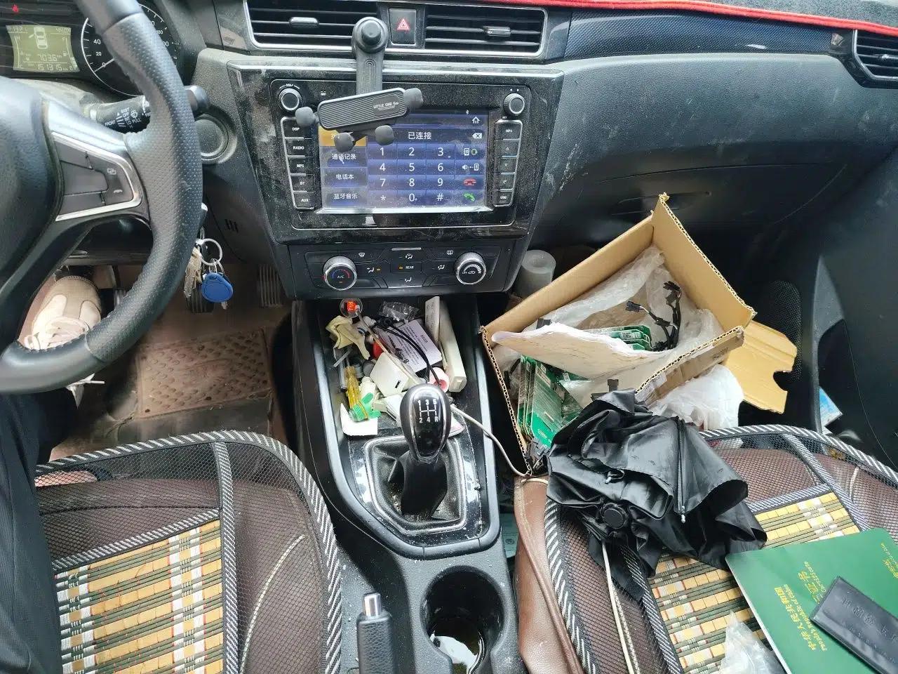 Dongfeng Fengon 580 2017 1.8L Manual Comfort Model — миниатюра 13