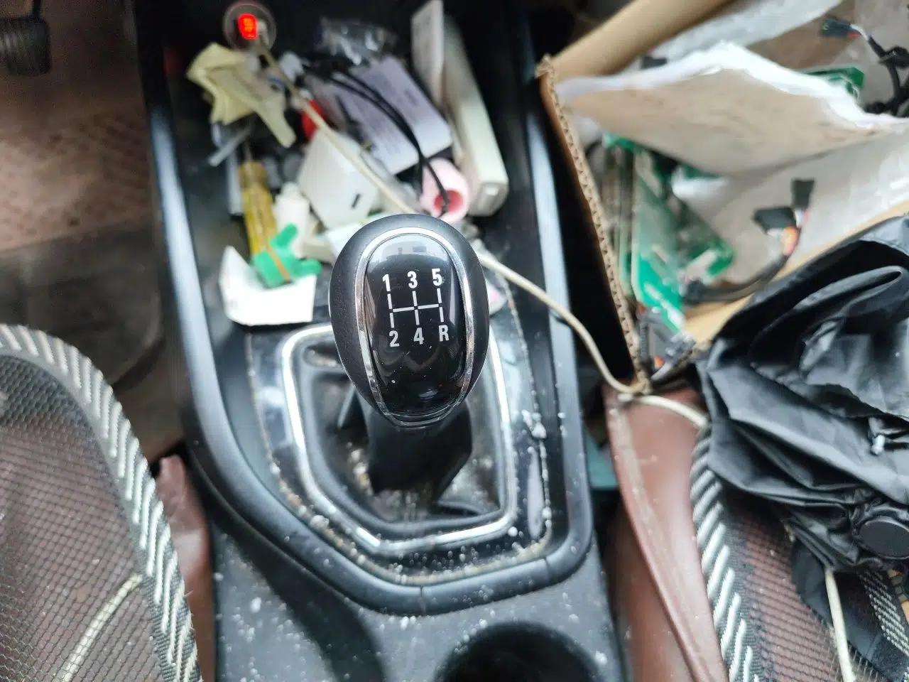 Dongfeng Fengon 580 2017 1.8L Manual Comfort Model — миниатюра 14