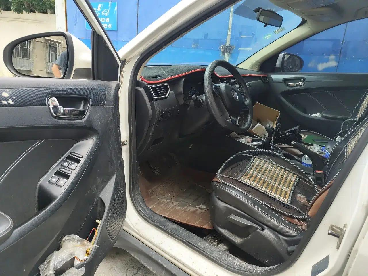 Dongfeng Fengon 580 2017 1.8L Manual Comfort Model — миниатюра 16