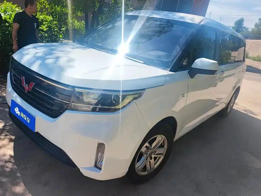 Wuling Journey 2021 1.5T Manual Deluxe Edition — миниатюра 1