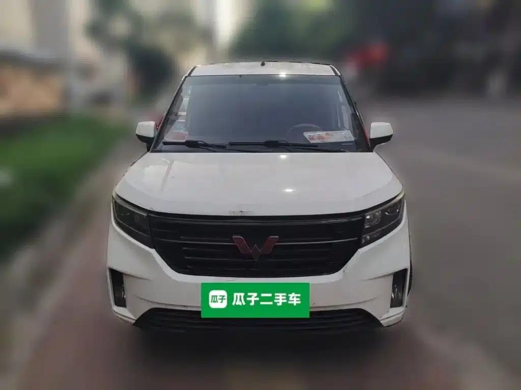Wuling Hongguang PLUS 2019 1.5T Manual Deluxe 7-Seater — миниатюра 24