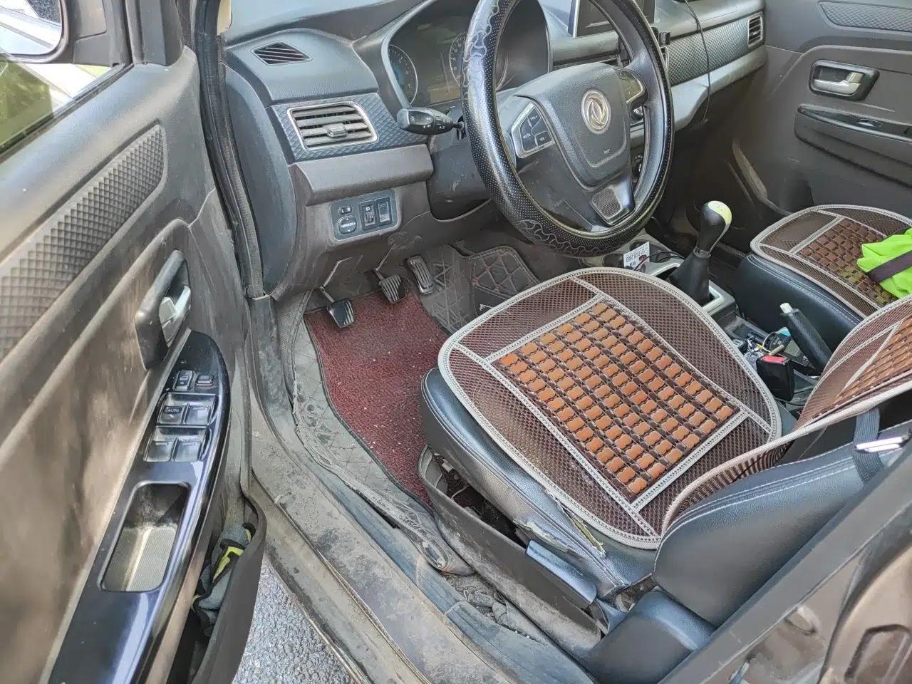 Dongfeng Fengon 330 2016 1.5L Manual Enjoyment Model DK15 — миниатюра 16