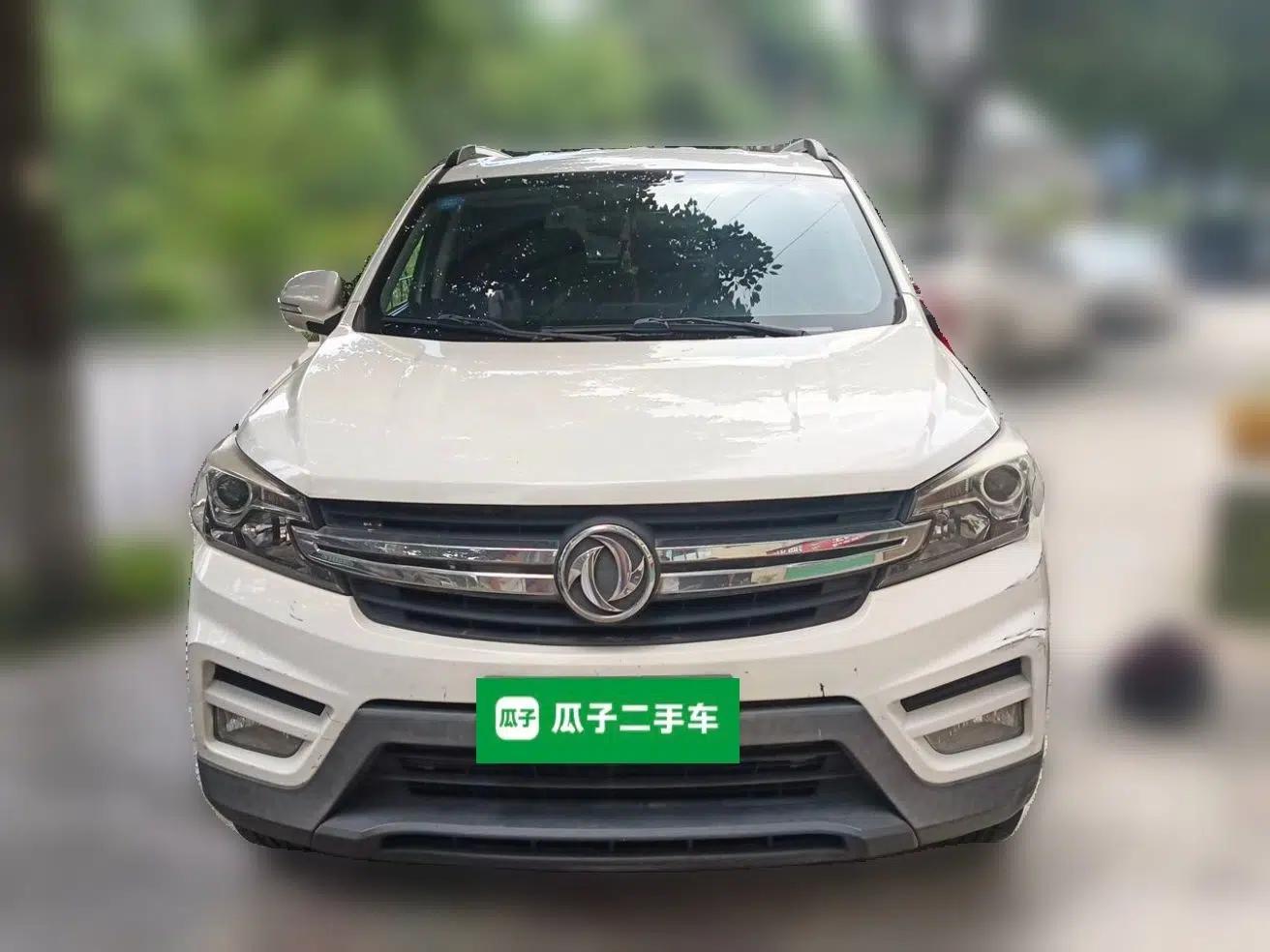Dongfeng Fengon S560 2018 1.8L Manual Comfort 7-Seater — миниатюра 2