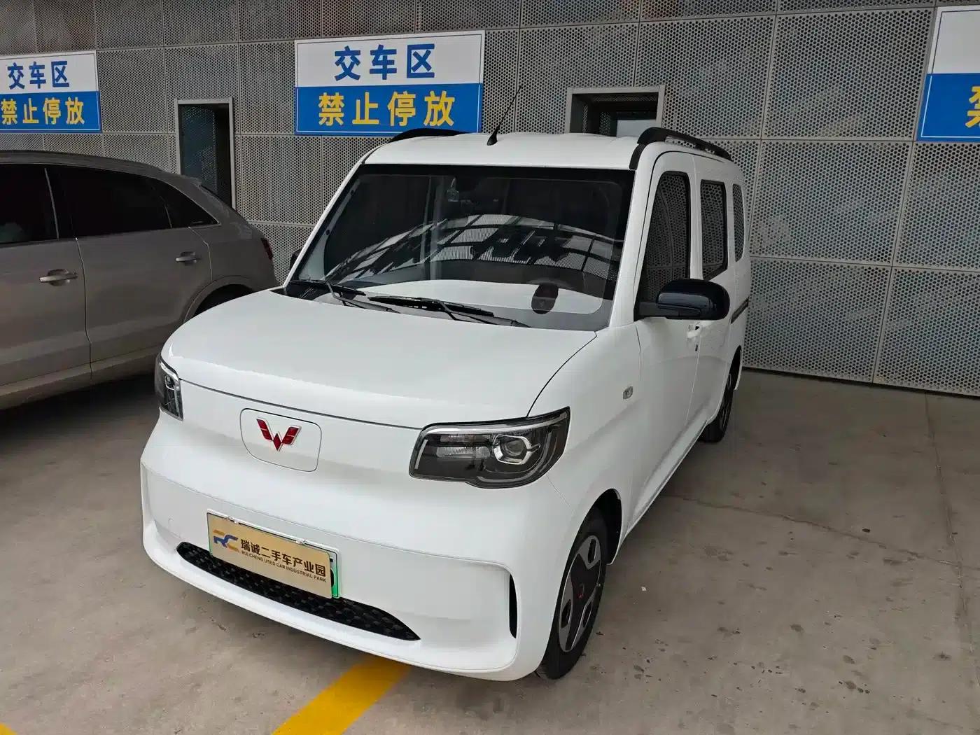 Wuling Sunshine New Energy 2025 Model, 201km/h Comfort Edition — миниатюра 1