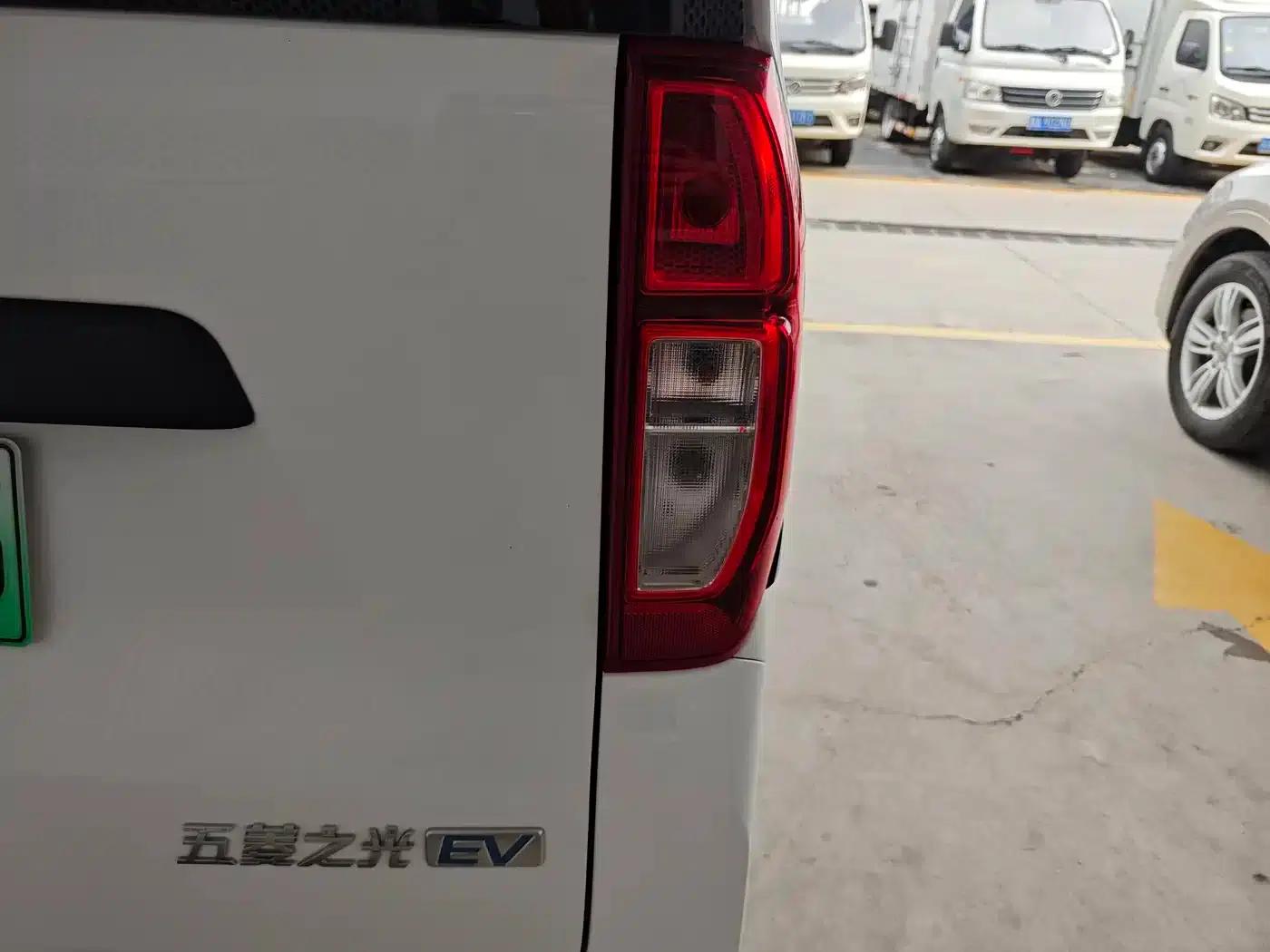 Wuling Sunshine New Energy 2025 Model, 201km/h Comfort Edition — миниатюра 14