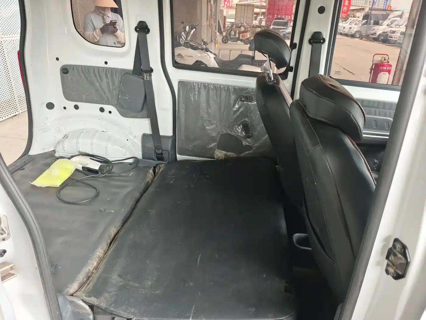 Wuling Sunshine New Energy 2025 Model, 201km/h Comfort Edition — миниатюра 8