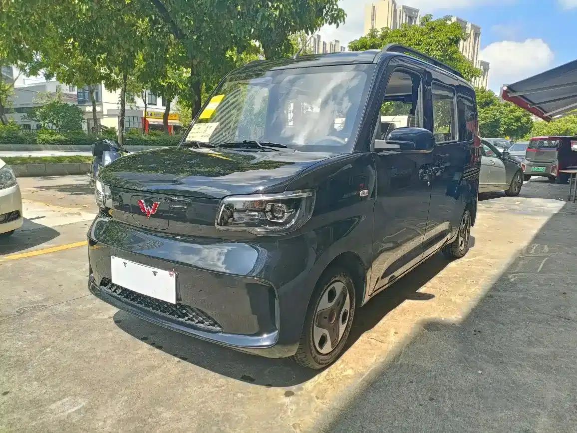 Wuling Sunshine New Energy 2025 Model 305km/h Progressive Edition — миниатюра 1