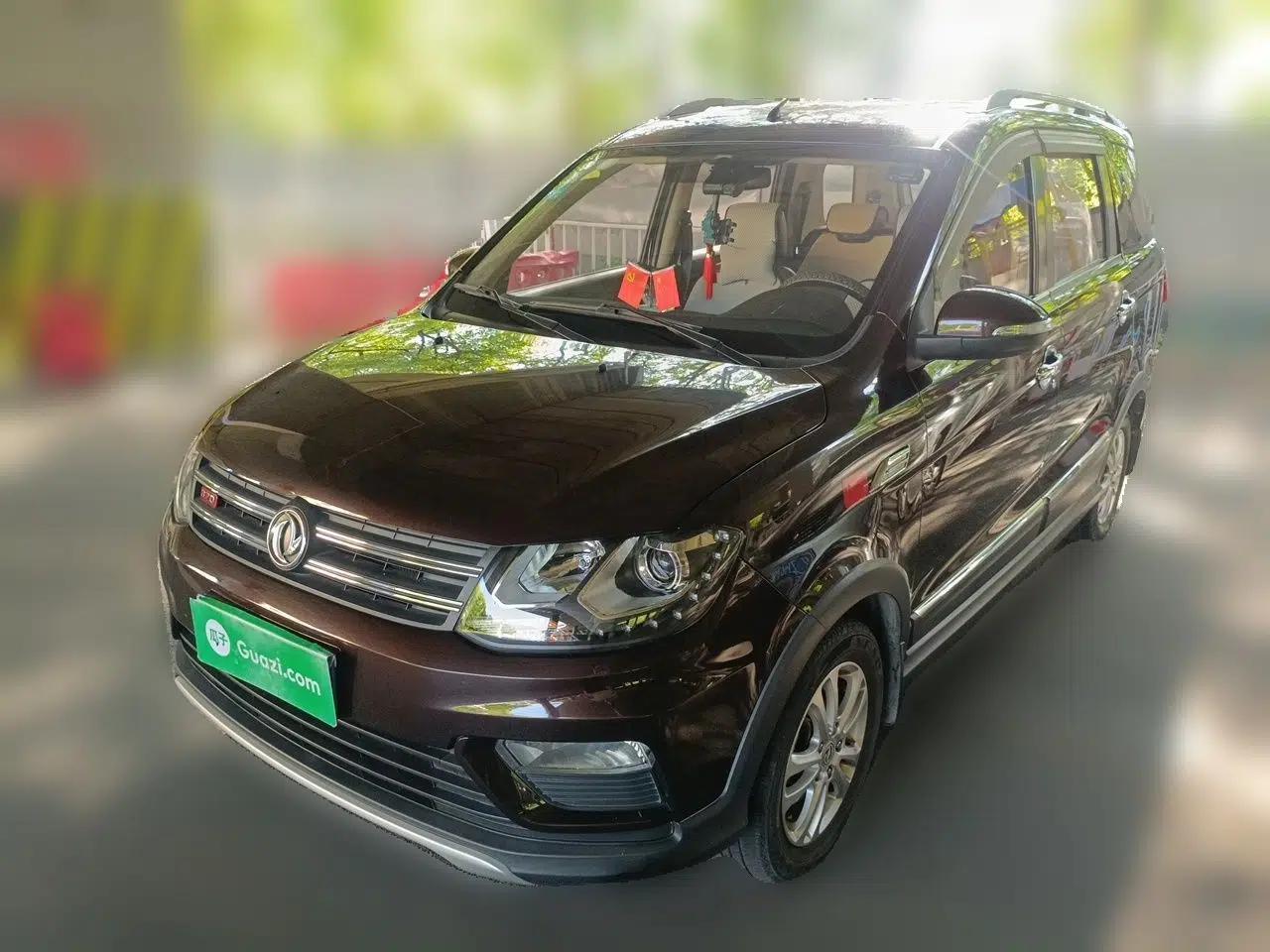 Dongfeng Fengon 370 2016 1.5L Manual Elite Home Edition 7-Seater — миниатюра 1