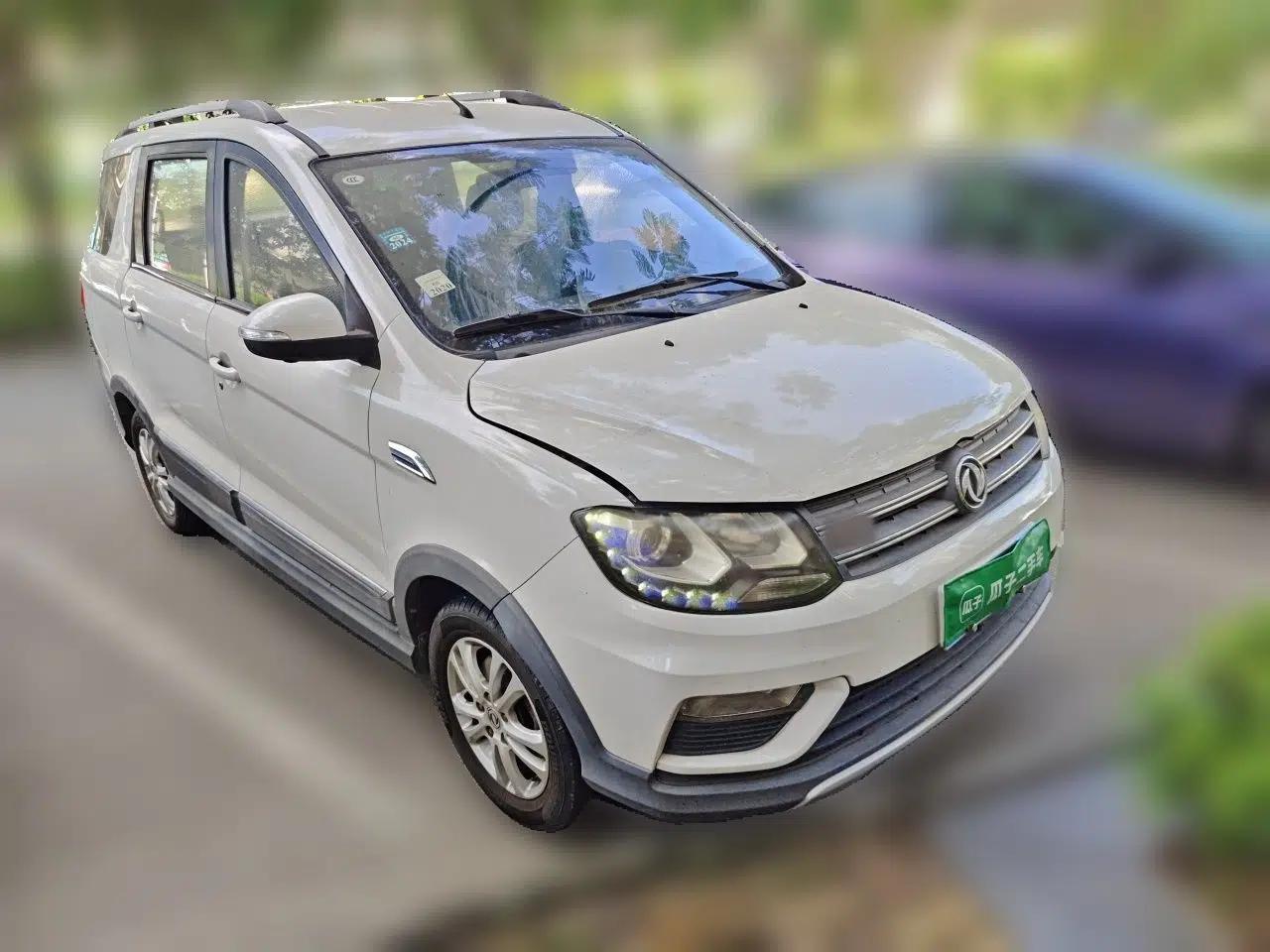 Dongfeng Fengon 370 2016 1.5L Manual Smart 7-Seater — миниатюра 3