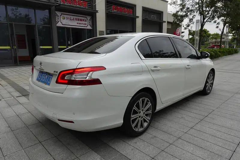 Peugeot 408 2014 1.8L Automatic Leading Edition — миниатюра 6