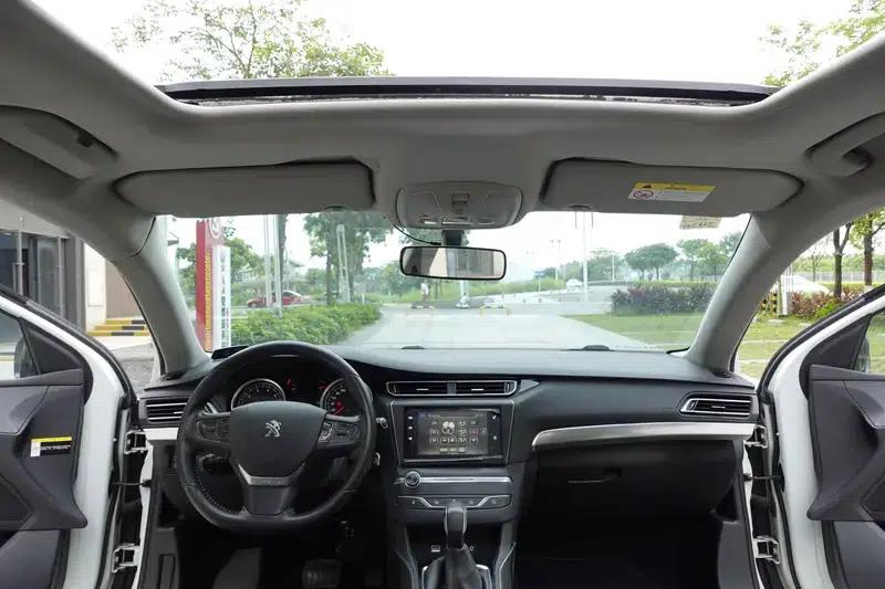 Peugeot 408 2014 1.8L Automatic Leading Edition — миниатюра 9