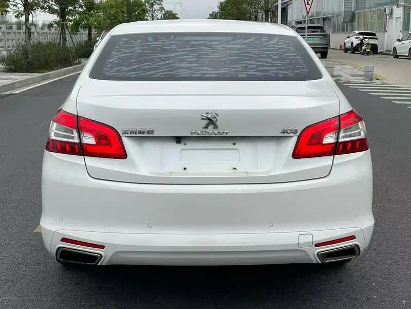 Peugeot 408 2016 1.6T Automatic Luxury Edition — миниатюра 5