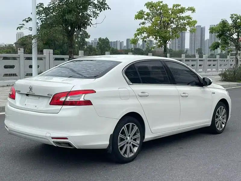 Peugeot 408 2016 1.6T Automatic Luxury Edition — миниатюра 6