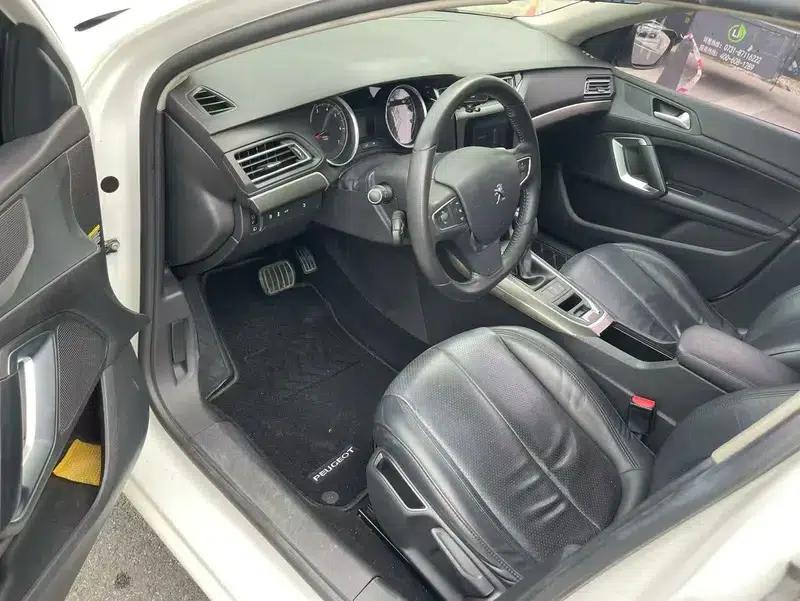 Peugeot 408 2016 1.6T Automatic Luxury Edition — миниатюра 8