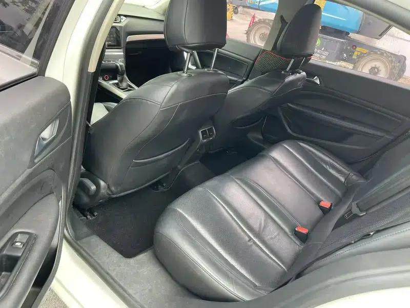 Peugeot 408 2016 1.6T Automatic Luxury Edition — миниатюра 9
