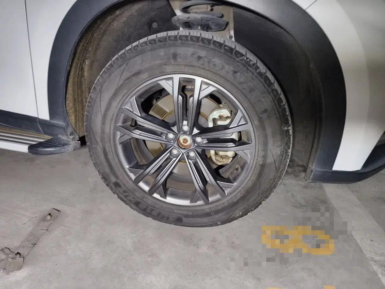 Dongfeng Fengon ix7 2020 2.0 TGDI Automatic Two-Wheel Drive Urban Luxury Edition — миниатюра 8